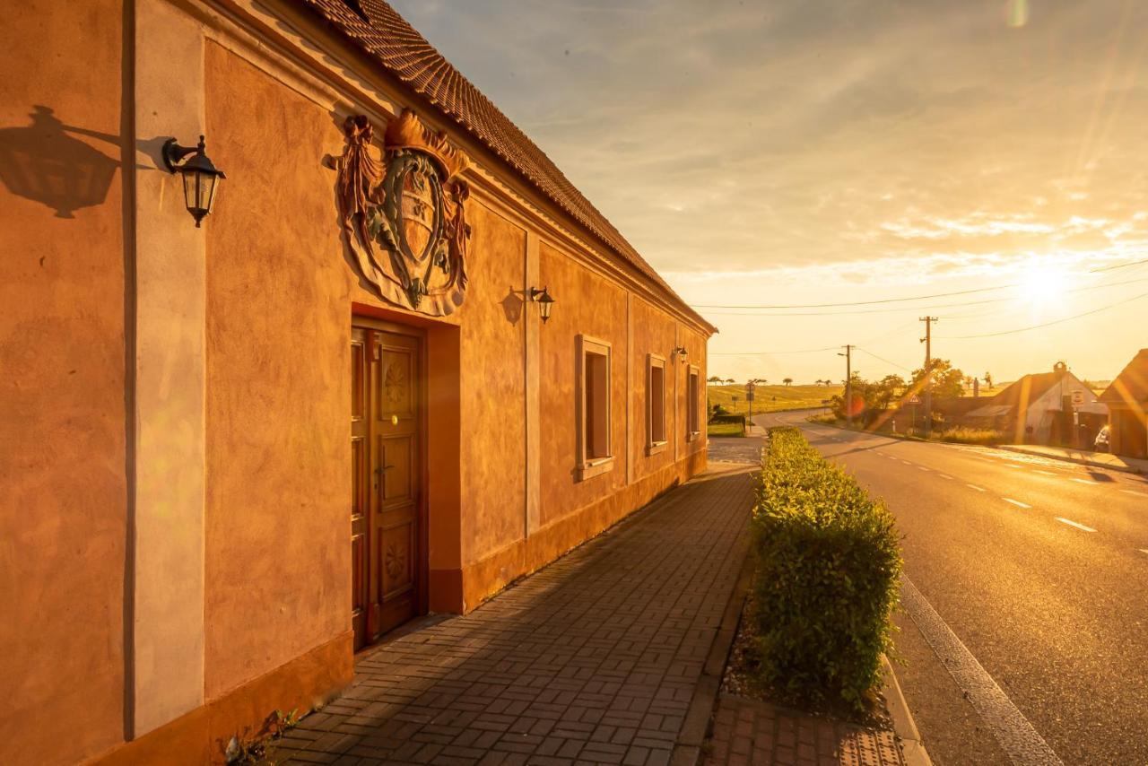 Althansky Hostinec Znojmo Exteriör bild